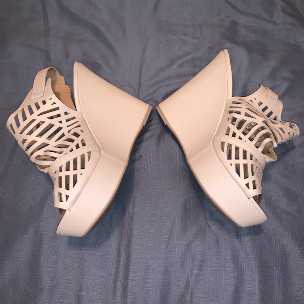 Gently used nude wedges